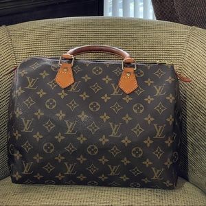 Louis Vuitton Speedy 30